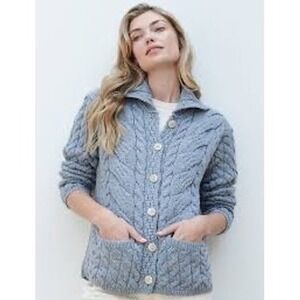 Aran Woollen Mills Super Soft Merino Wool Cardigan Gray B940 XS Made in Ireland
